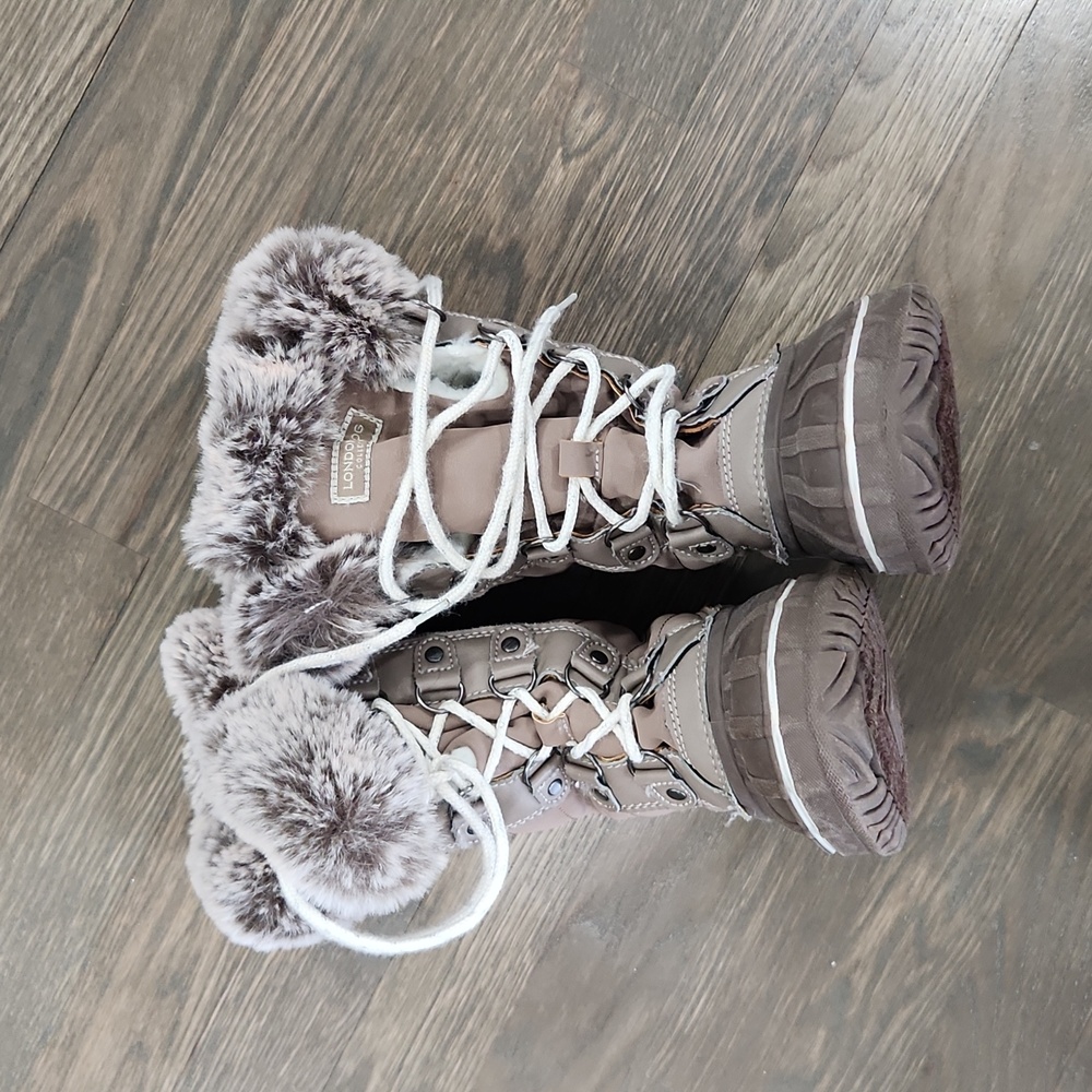 London Fog fur winter boots